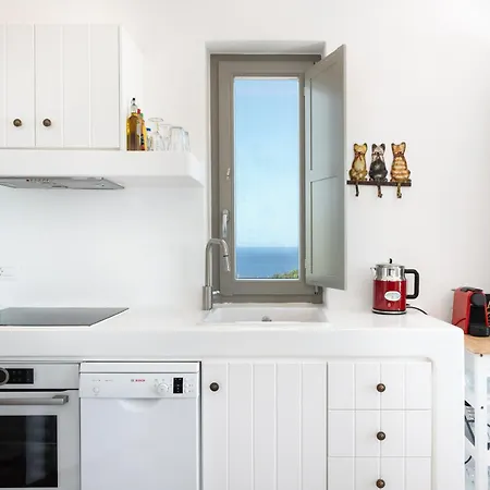 Luna Rossa Milos - Chili Moon Apartament *